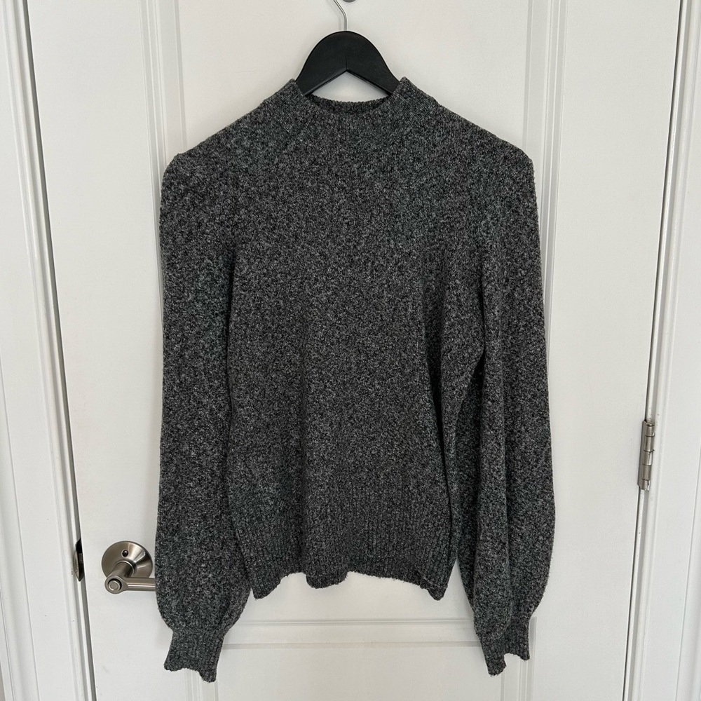 Marled Gray Mock Neck Sweater with Balloon Sleeves
